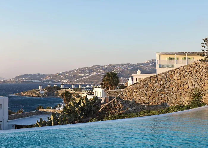 Luxury hotel only: Mykonos Earth Suites (Adults Only)